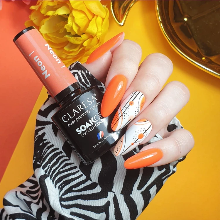stylizacja-paznokci-z-neonowym-kolorem-pomaranczowym.jpg
