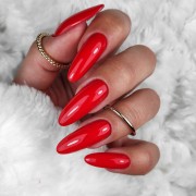 czerwony-manicure.jpg