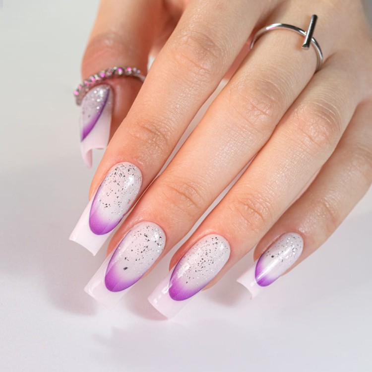 gradientowe-naklejki-samoprzylepne-na-paznokciefrenchombrefrancuska-linia-usmiechu-23szt-fioletowe-sd-1926 (5).jpg