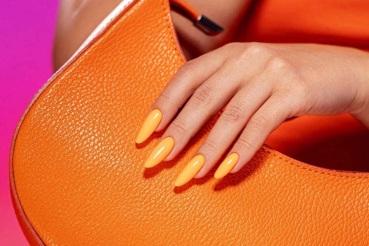stylizacja_paznokci_lakier_hybrydowy_gel_polish_415_mango_pop_79f1.jpg