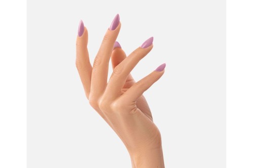 Stylizacja manicure wykonana z użyciem lakieru hybrydowego pure creamy hybrid "Summer in Mind 154" 8 ml Victoria Vynn. Odcień lakieru to róż wpadający w szarość. Doskonałe krycie przy 2 cienkich warstwach.