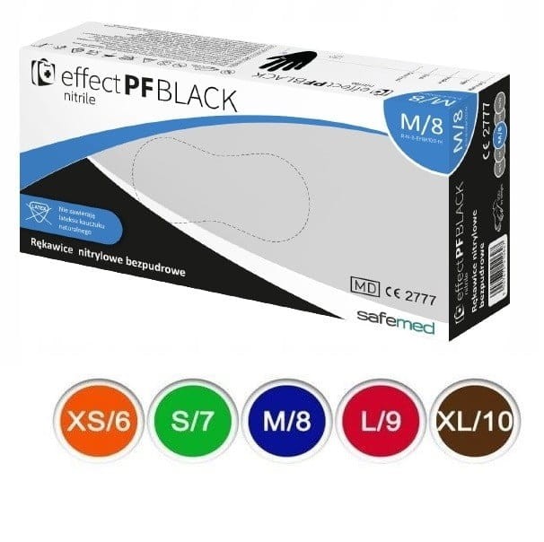 SAFEMED rękawiczki nitrylowe bezpudrowe czarne M (100 sztuk) opakowanie z zewnątrz oraz oznaczenia kolorowe rozmiarów. Białe tło.