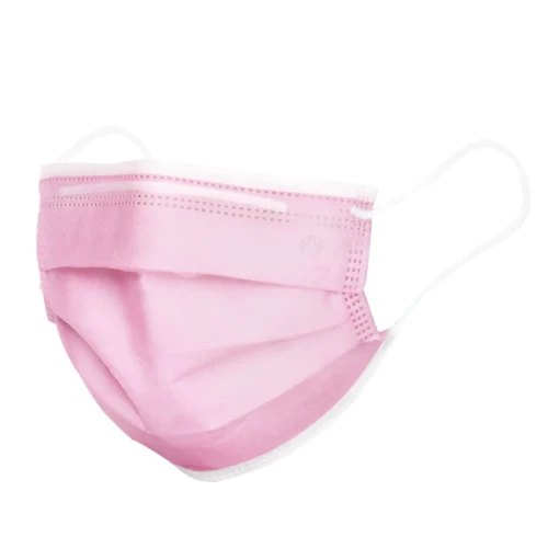 Maseczka chirurgiczna kolor różowy na gumkę Opharm. Zdjęcie z bliska. Białe tło.