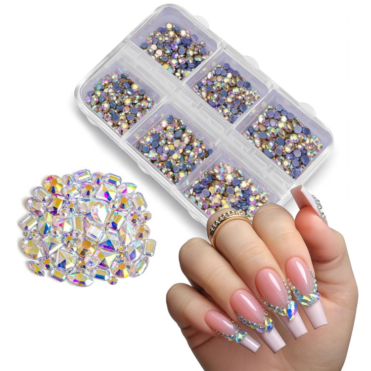 Ozdoby-do-paznokci-Nail-Diamond-glowne-silver.jpg